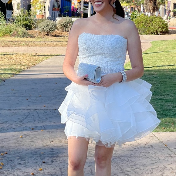 Jovani Dresses & Skirts - Jovani JVN3099 White Strapless Cocktail Dress 12
